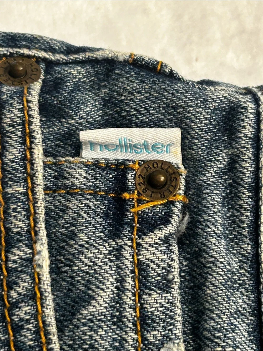 Hollister Y2K Denim Mini Frayed Hem Low Rise Skirt Vintage Pink Embroidered Sz 9
